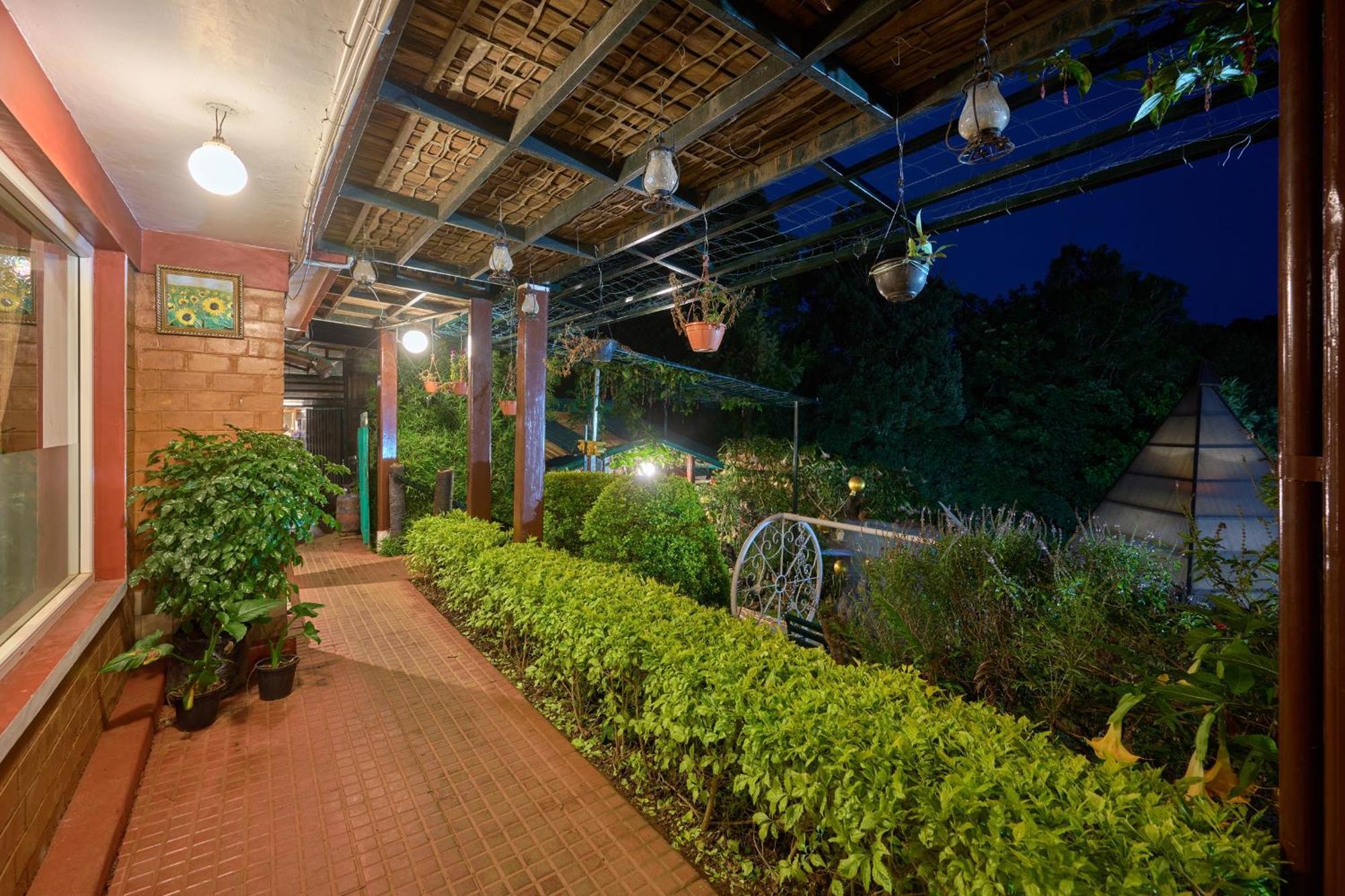 De Rock Jungle Living Resort Coonoor Kültér fotó