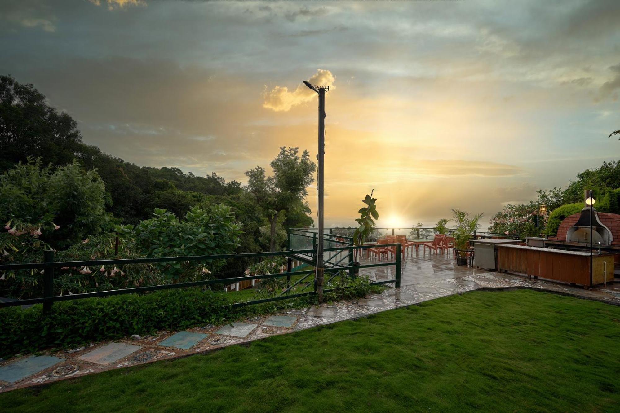 De Rock Jungle Living Resort Coonoor Kültér fotó